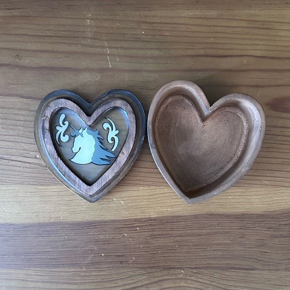 Vintage Wooden Heart Unicorn Jewelry Trinket Box - Picture 3 of 5